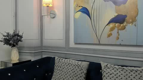 Emily online show from 11, 4, 2026