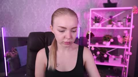  MY NAME IS Emily WELCOME EVERYONE I WILL BE HAPPY TO GIVE YOU WHAT YOU HAVE DREAMED OF FOR SO LONG online show from 25, 9, 2025