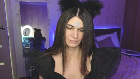 Emily online show from 10, 12, 2024