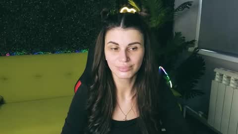 Emily online show from 24, 2, 2025