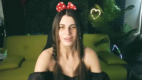 Emily online show from 26, 2, 2025