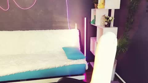 Emily online show from 11, 10, 2025