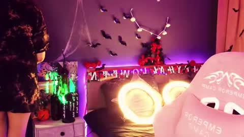 Emily online show from 29, 10, 2025