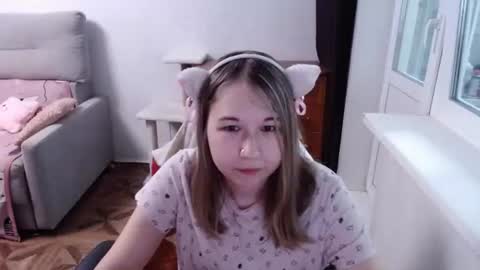 Snapshot of emilyway chatting on 22, 6, 2026 emilyway online show from 22, 6, 2026