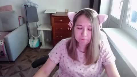 Snapshot of emilyway chatting on 5, 8, 2026 emilyway online show from 5, 8, 2026