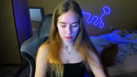 Snapshot of emilyy____ chatting on 11, 5, 2026 Emily online show from 11, 5, 2026