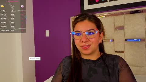Snapshot of emilyy_cooperr chatting on 20, 4, 2026 emilyy_cooperr online show from 20, 4, 2026