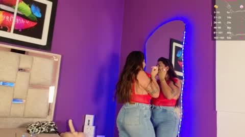 Snapshot of emilyy_cooperr chatting on 20, 5, 2026 emilyy_cooperr online show from 20, 5, 2026