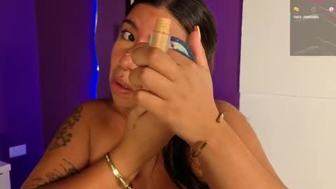 Snapshot of emilyy_cooperr chatting on 29, 5, 2026 emilyy_cooperr online show from 29, 5, 2026