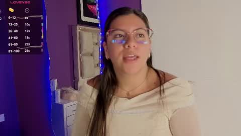 Snapshot of emilyy_cooperr chatting on 9, 6, 2026 emilyy_cooperr online show from 9, 6, 2026