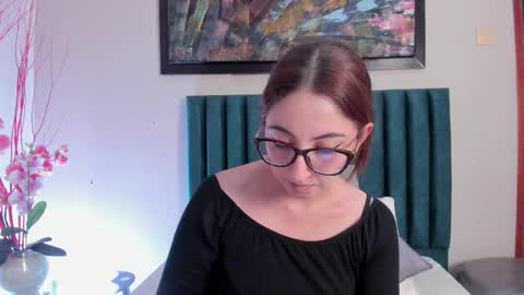 Emilyy Watson online show from 13, 12, 2025