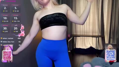 Snapshot of eminent_eva chatting on 10, 3, 2025 Eminent Eva online show from 10, 3, 2025