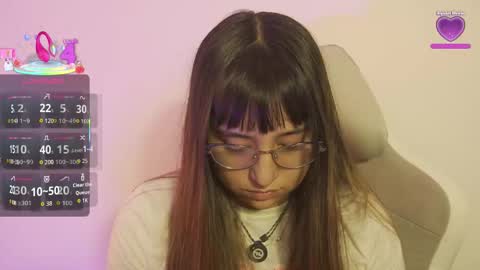 Snapshot of emitaa17228 chatting on 2, 10, 2025 emma online show from 2, 10, 2025