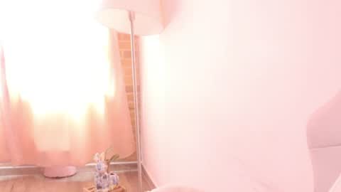 Snapshot of emitaa17228 chatting on 13, 6, 2026 emma online show from 13, 6, 2026