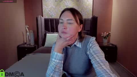 Snapshot of emm_quince chatting on 26, 12, 2024 Emm online show from 26, 12, 2024