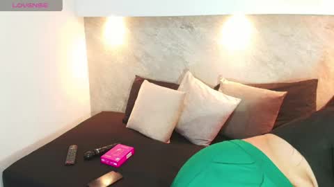 Snapshot of emma__becket chatting on 26, 5, 2026 Emma online show from 26, 5, 2026