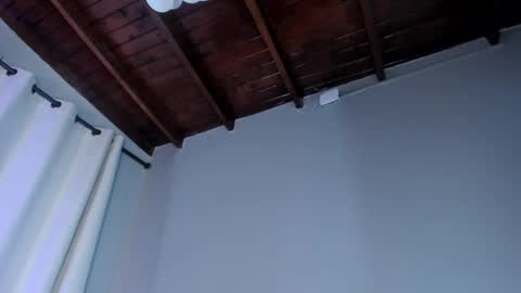 Snapshot of emma__hills_ chatting on 9, 9, 2025 emma__hills_ online show from 9, 9, 2025