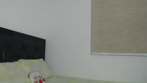 Snapshot of emma_aaa chatting on 26, 6, 2026 Rocio online show from 26, 6, 2026