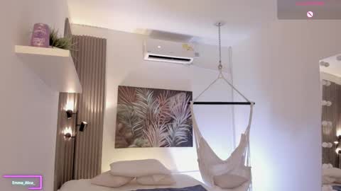 Snapshot of emma_alice_ chatting on 3, 3, 2026 Alice online show from 3, 3, 2026