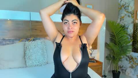 Emma  online show from 25, 2, 2025