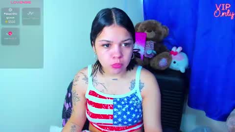 Snapshot of emma_boo_ chatting on 13, 7, 2026 emma_boo_ online show from 13, 7, 2026