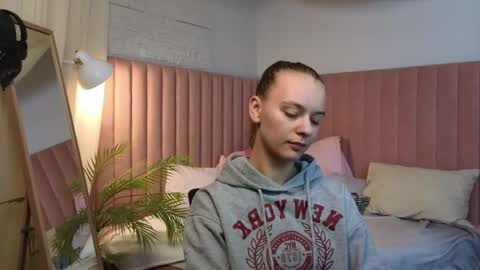 Snapshot of emma_chaser chatting on 29, 4, 2026 emma_chaser online show from 29, 4, 2026