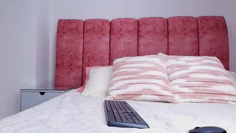 Emma online show from 11, 11, 2025