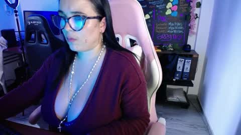 Snapshot of emma_evans07 chatting on 30, 12, 2024 emmy online show from 30, 12, 2024