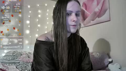 emma_just online show from 6, 11, 2025