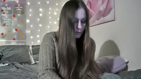 emma_just online show from 25, 11, 2025