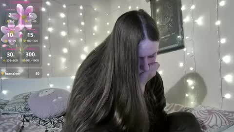 Snapshot of emma_just chatting on 25, 4, 2026 emma_just online show from 25, 4, 2026