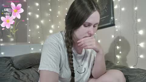 Snapshot of emma_just chatting on 22, 5, 2026 emma_just online show from 22, 5, 2026