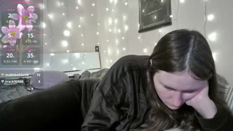 Snapshot of emma_just chatting on 29, 5, 2026 emma_just online show from 29, 5, 2026