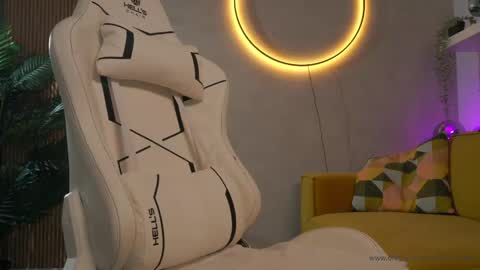    online show from 1, 4, 2026