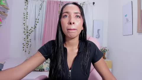 Emma online show from 1, 3, 2025