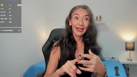 Emma  online show from 12, 11, 2025