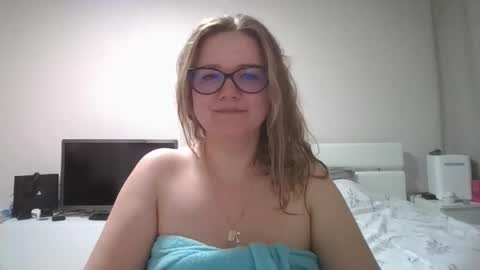 emma_misty_ online show from 10, 3, 2026