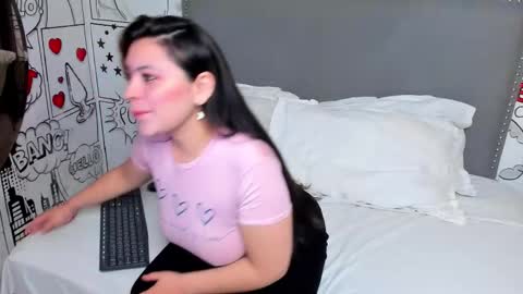 Snapshot of emma_saenzz_ chatting on 24, 2, 2026 emma_saenzz_ online show from 24, 2, 2026