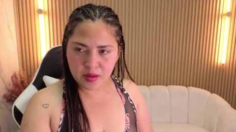 Snapshot of emma_smith_tp chatting on 15, 9, 2025 Emma online show from 15, 9, 2025