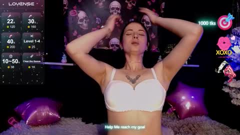 Snapshot of emma_sweethot chatting on 19, 1, 2026 Emma Black online show from 19, 1, 2026