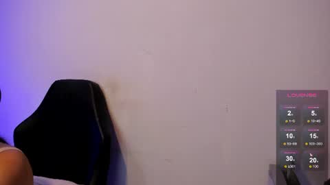 Snapshot of emma_walton_ chatting on 27, 6, 2026 online show from 27, 6, 2026