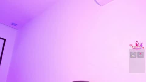 Snapshot of emma_walton_ chatting on 21, 7, 2026 online show from 21, 7, 2026