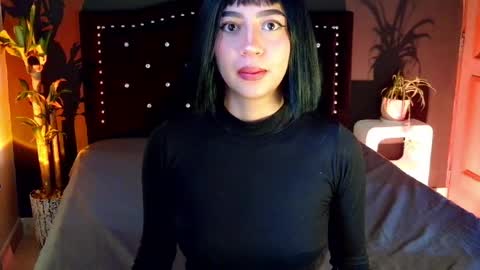 Snapshot of emma_web_ chatting on 27, 4, 2026 Emma web online show from 27, 4, 2026