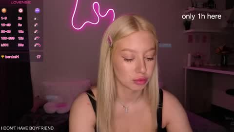 Snapshot of emmaandjake chatting on 21, 5, 2026 emmaandjake online show from 21, 5, 2026