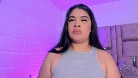 emma becket online show from 9, 11, 2025