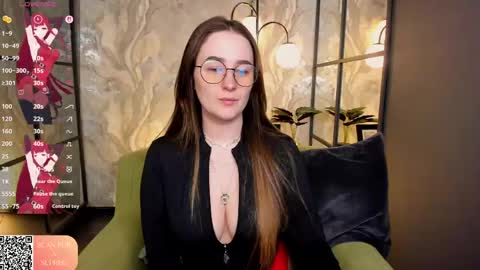 Snapshot of emmabloomm chatting on 10, 5, 2026 Emma online show from 10, 5, 2026