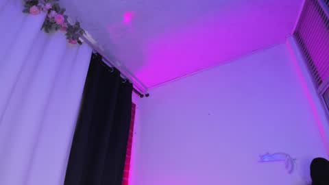 Snapshot of emmaclark_1 chatting on 18, 7, 2026 emmaclark_1 online show from 18, 7, 2026