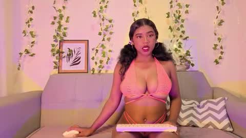 Emma online show from 28, 9, 2025