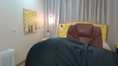 emmaellison924117 online show from 1, 5, 2026