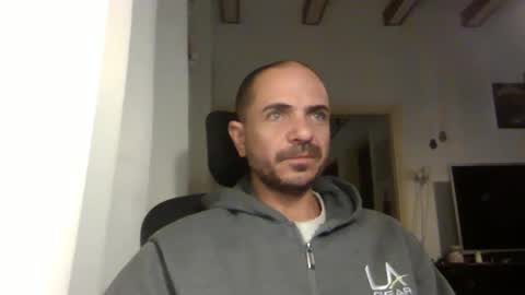 Snapshot of emmagold123 chatting on 4, 3, 2025 Ariel online show from 4, 3, 2025